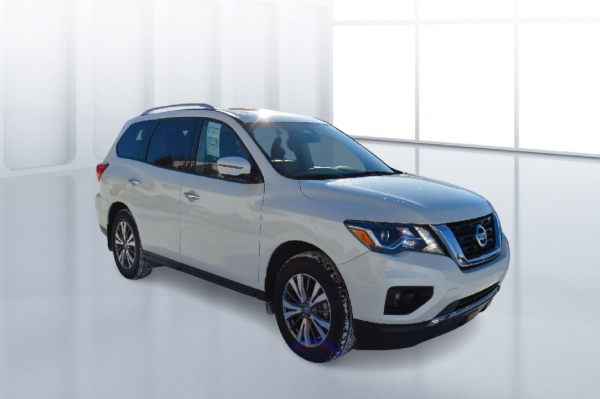 2018 Nissan Pathfinder SL Main Image