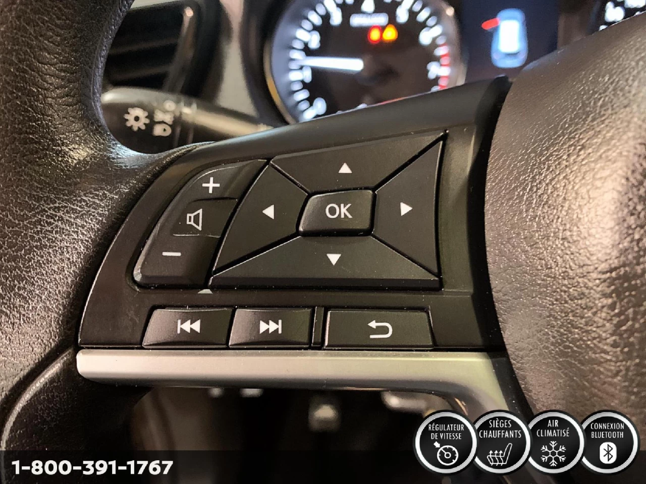 2017 NISSAN MICRA SV Image principale