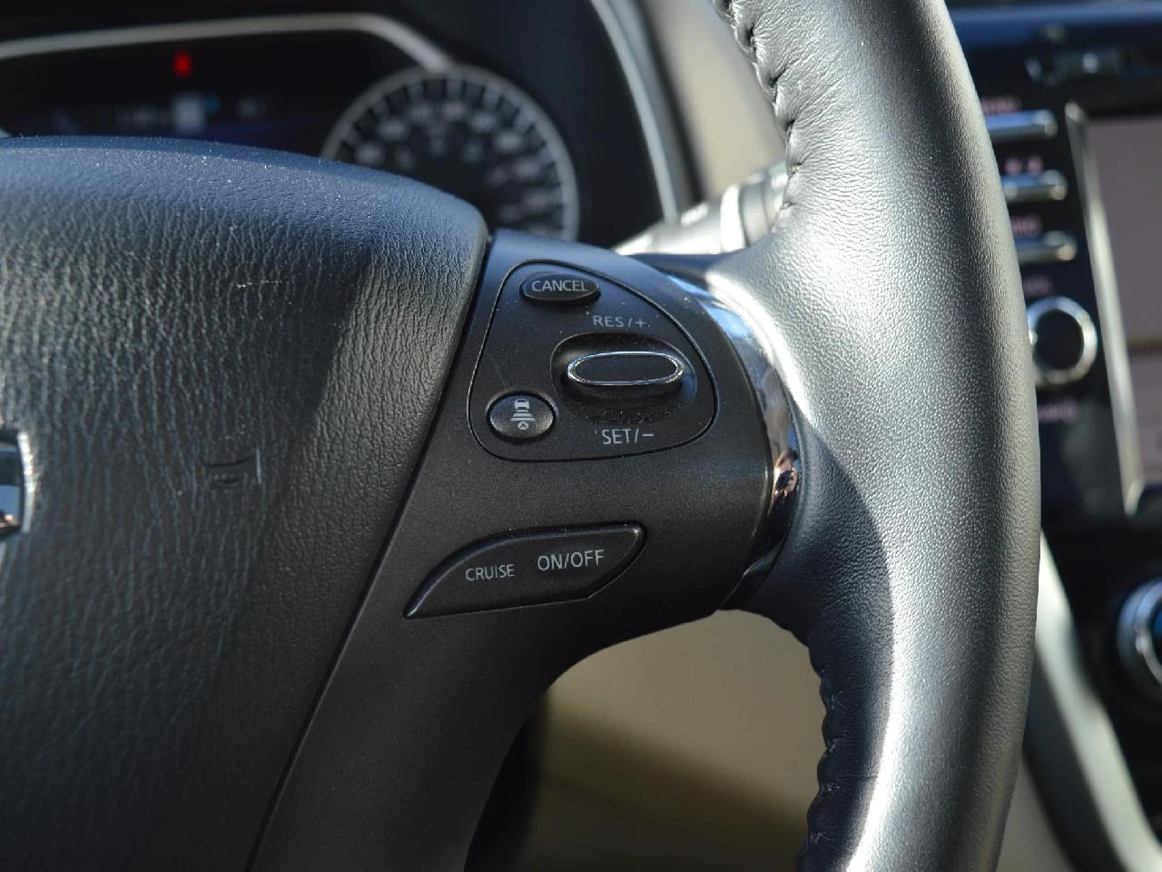 2020 Nissan Murano PLATINUM Image principale