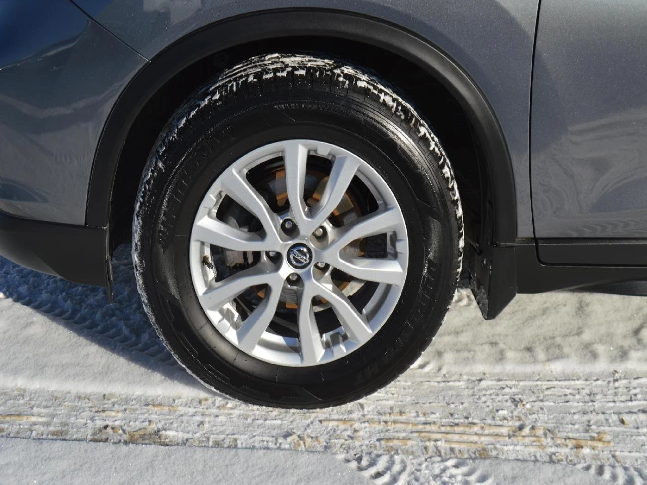 2020 Nissan Rogue S Image principale