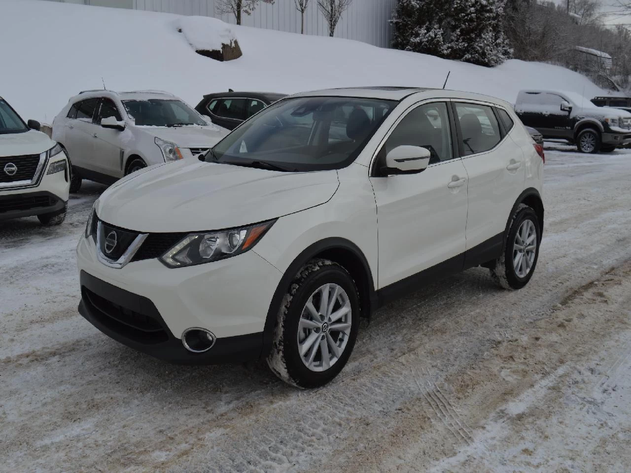 2019 Nissan Qashqai SV Image principale