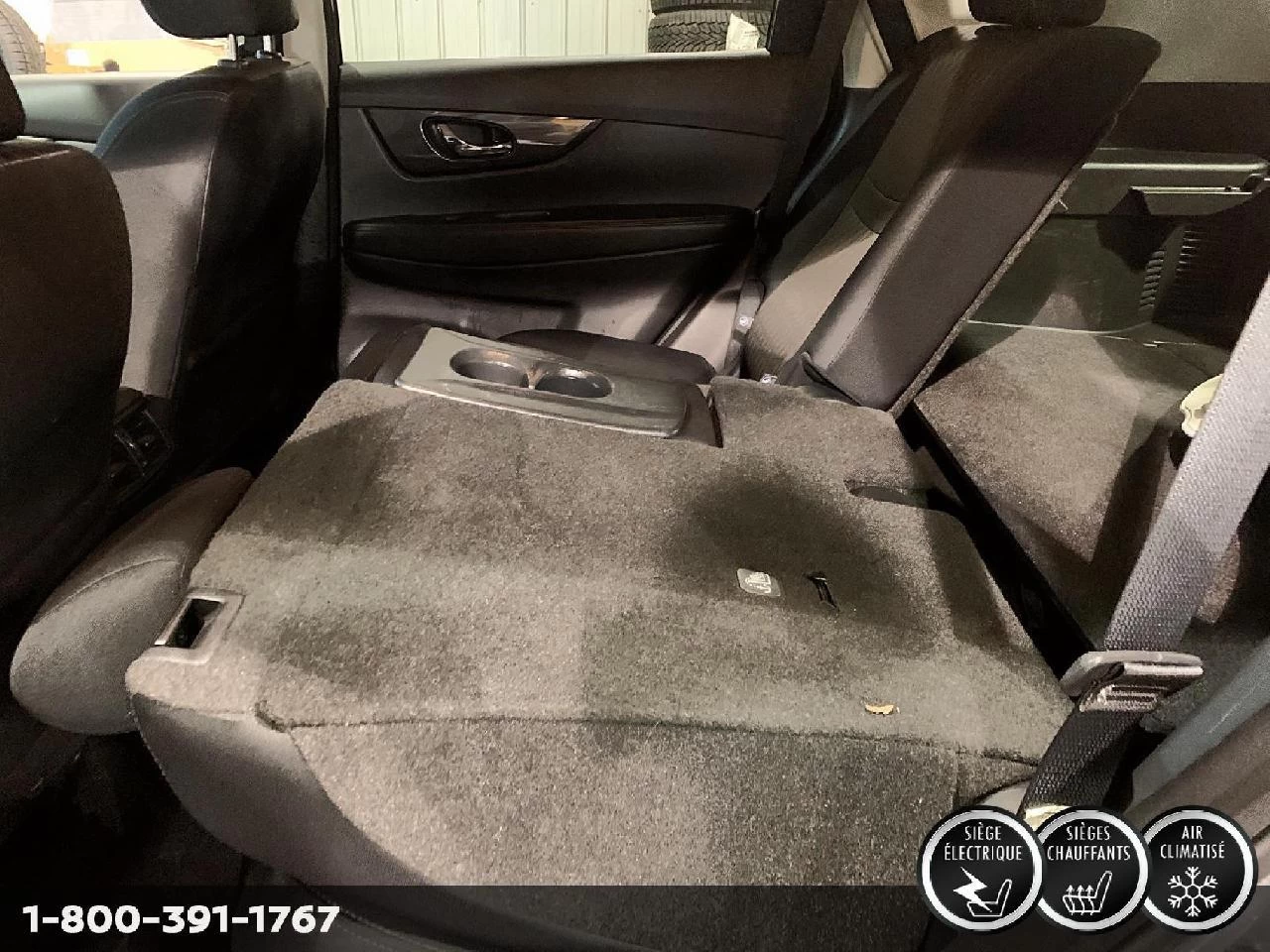 2019 Toyota C-HR LE Image principale