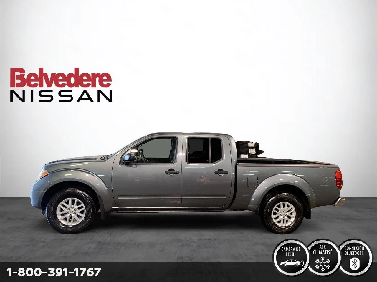 2023 Nissan Pathfinder SL Main Image