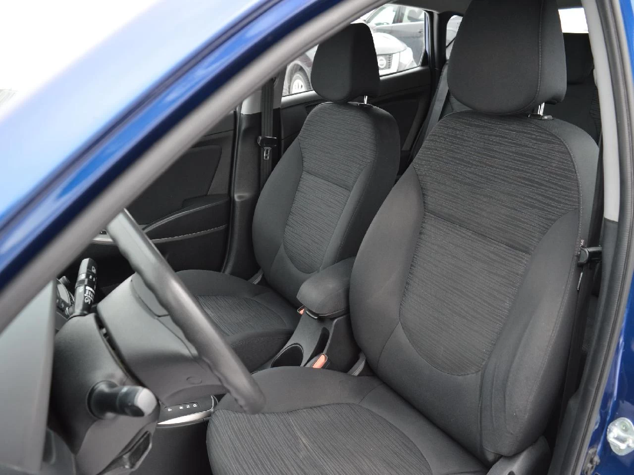 2016 Hyundai Accent SE Image principale