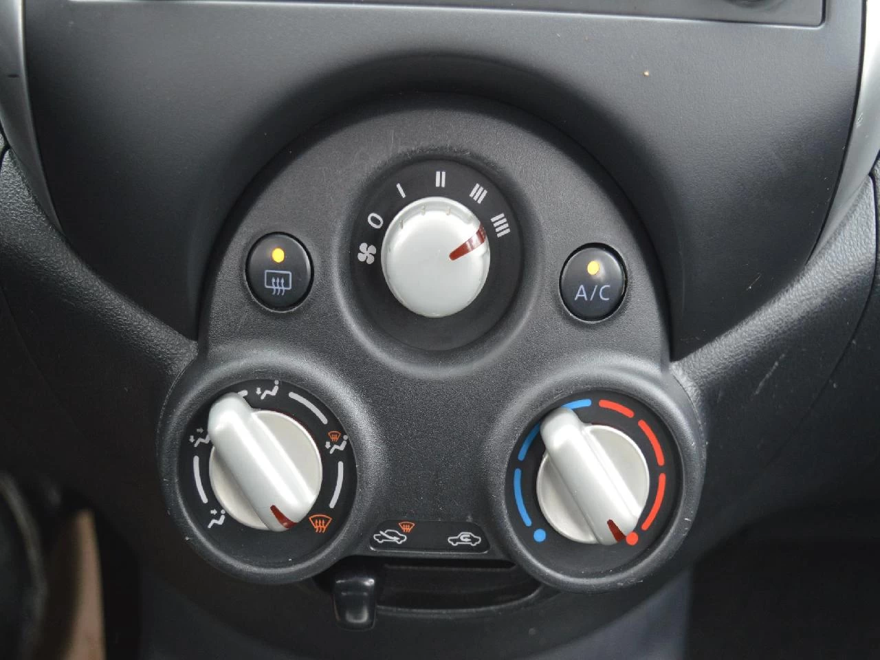 2018 Nissan MICRA SV Main Image