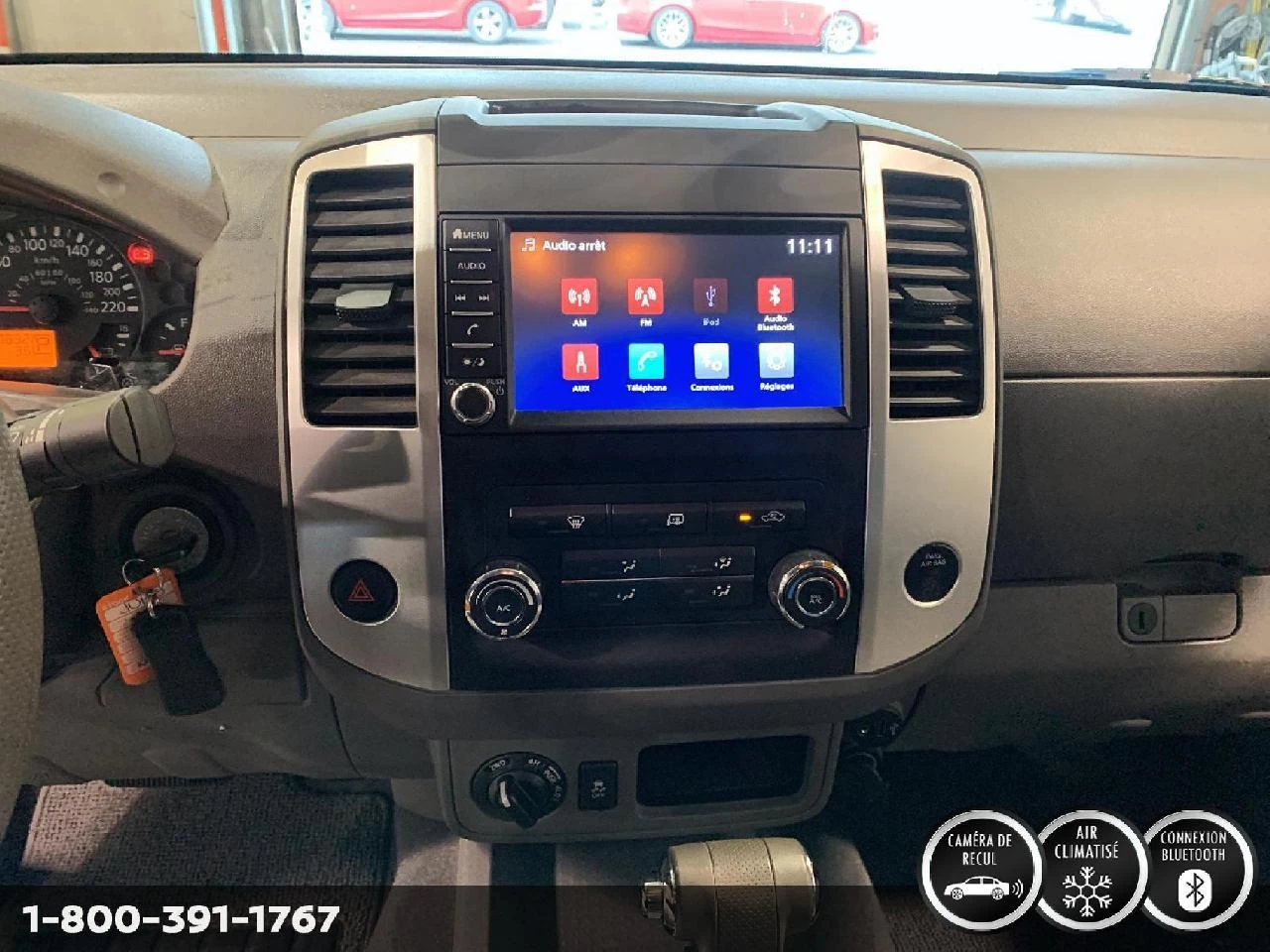 2023 Nissan Pathfinder SL Main Image