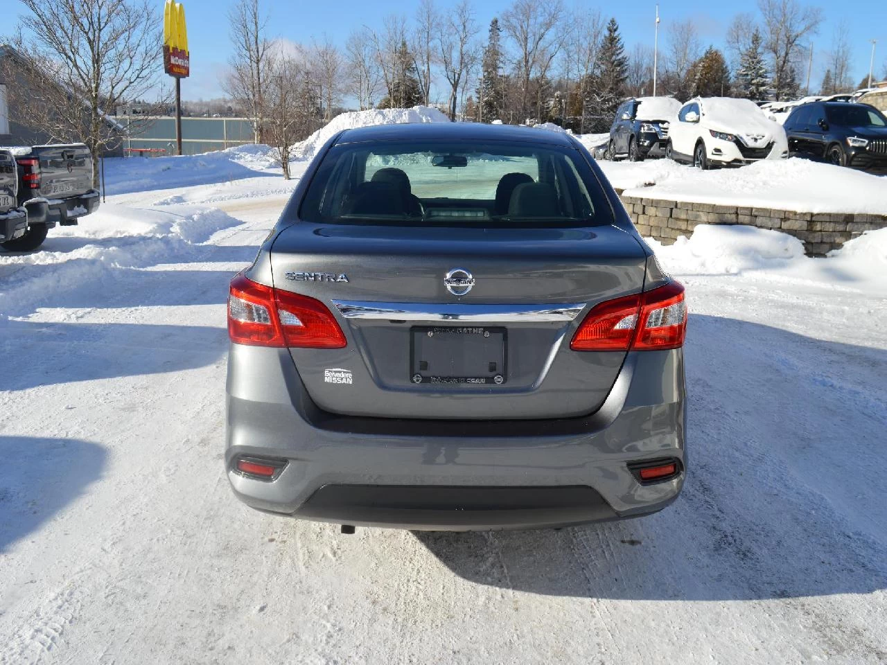 2019 Nissan Sentra S/SV Image principale