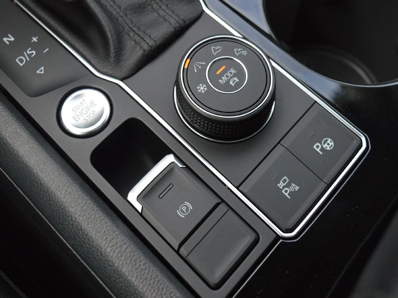 2018 Volkswagen Atlas EXECLINE Image principale