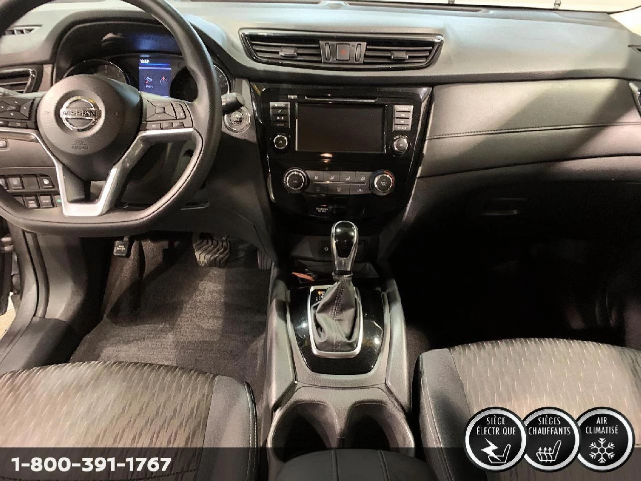 2019 Toyota C-HR LE Image principale