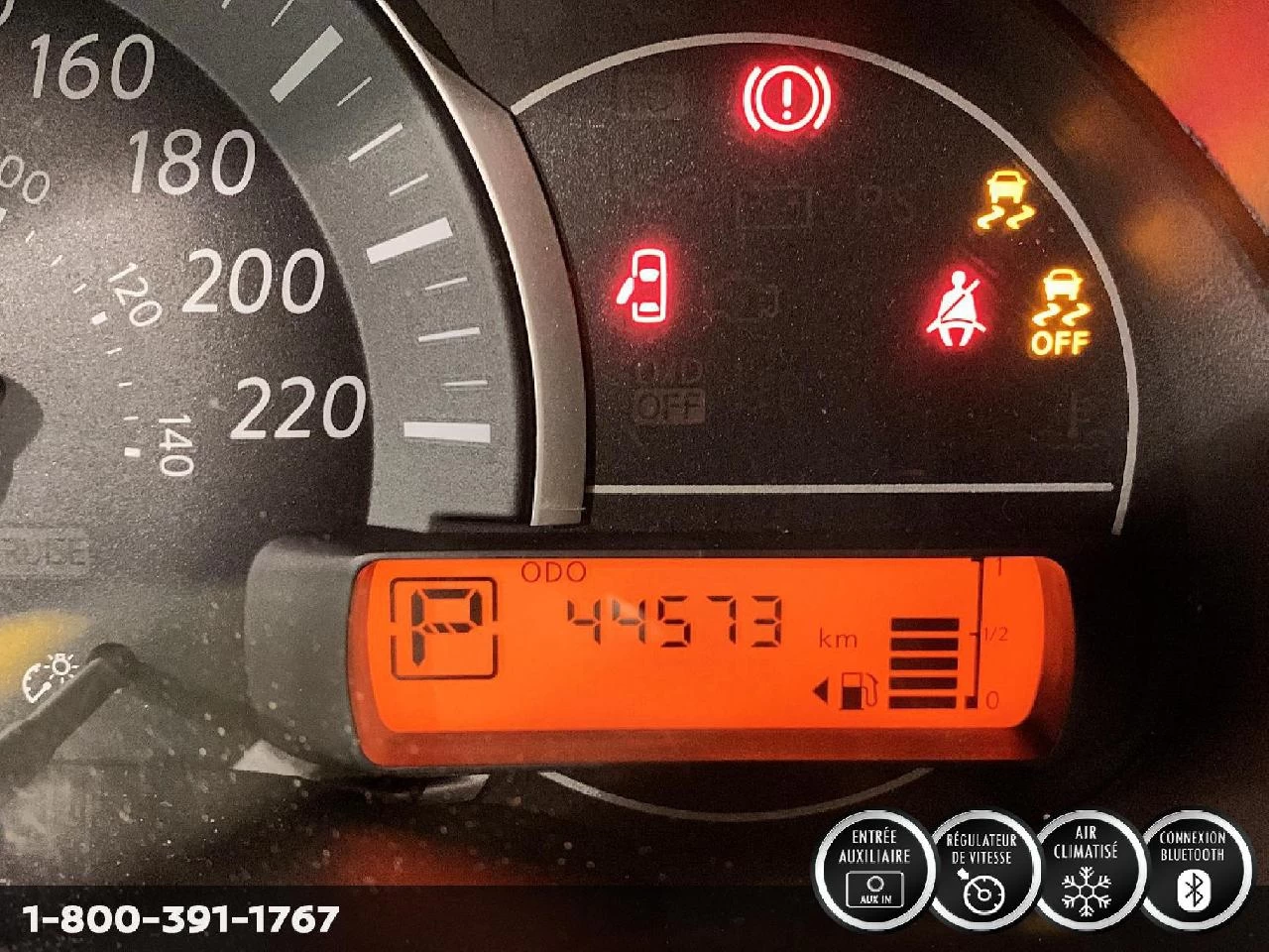 2017 Nissan Micra SV Image principale