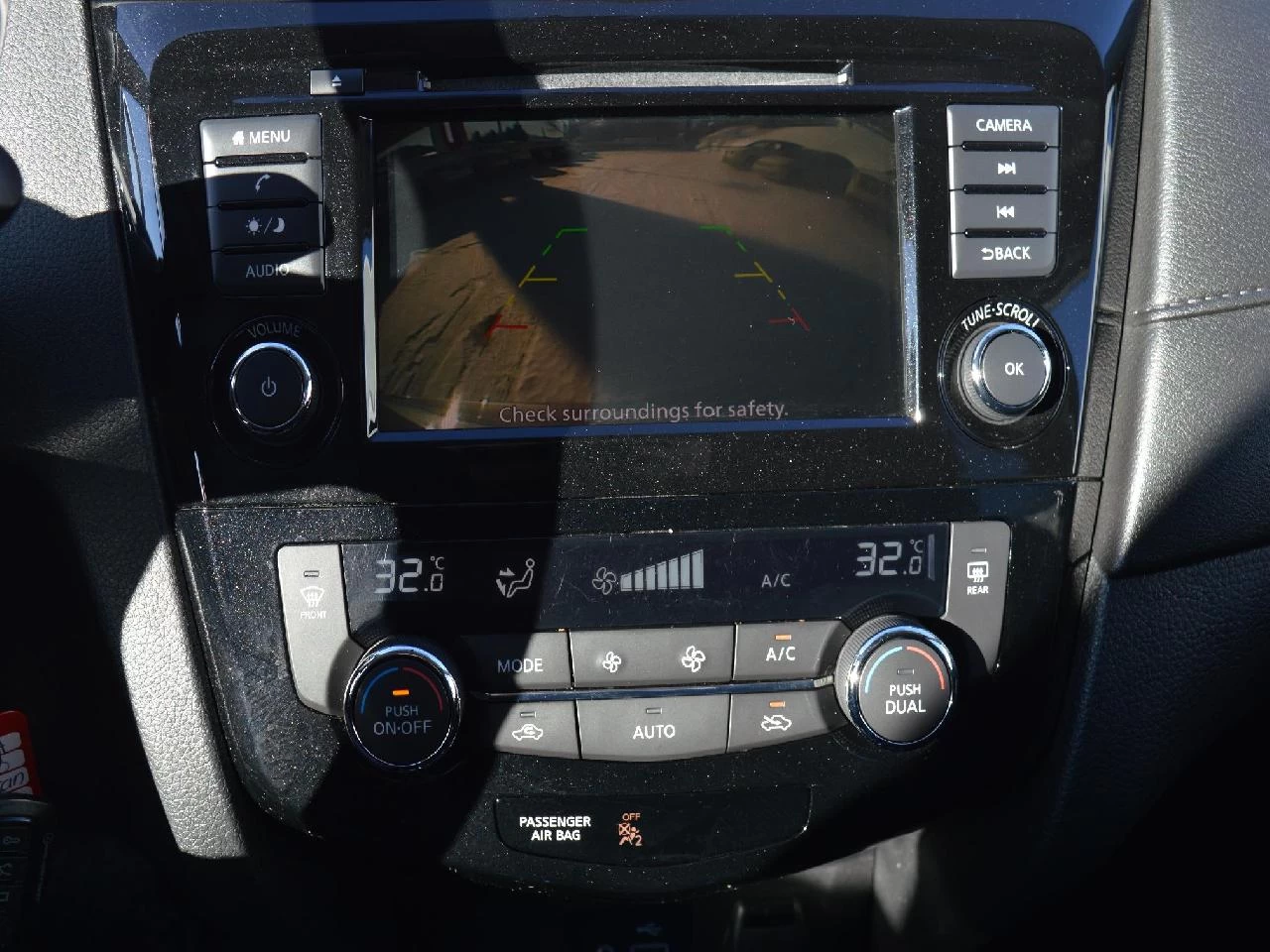 2020 Nissan Rogue S Image principale