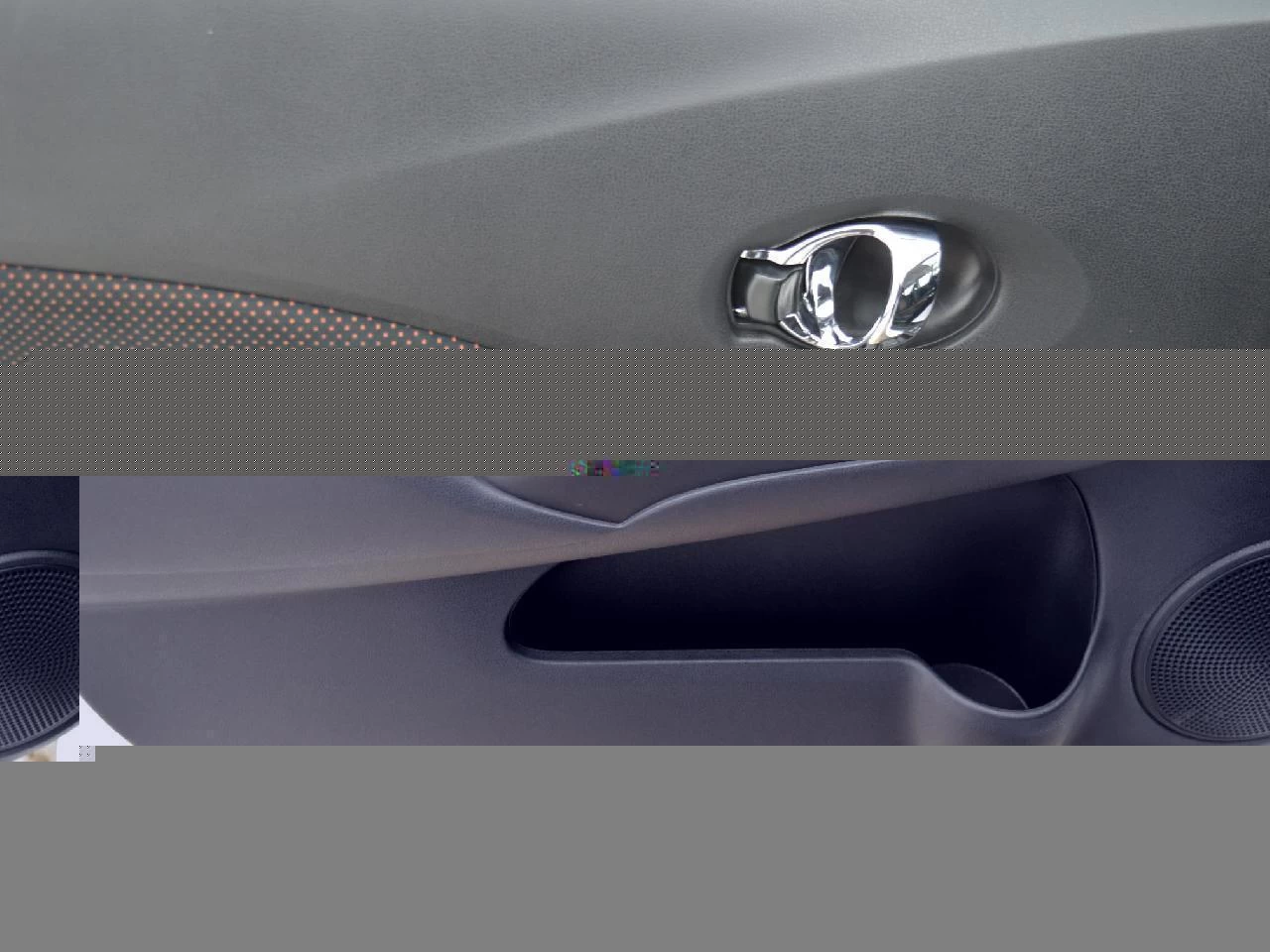 2018 Nissan VERSA NOTE SR Image principale