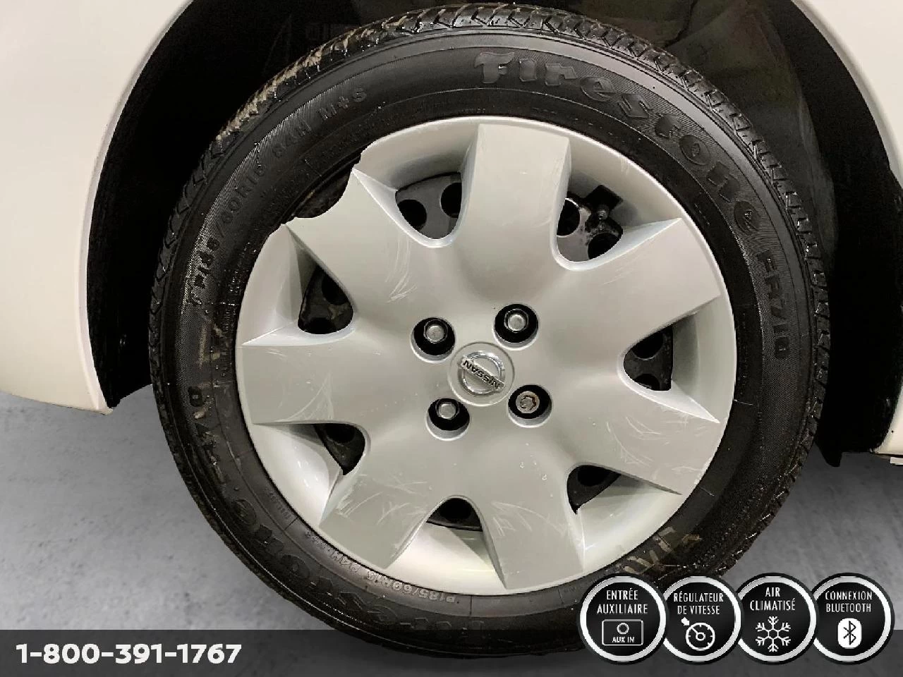 2017 Nissan Micra SV Image principale