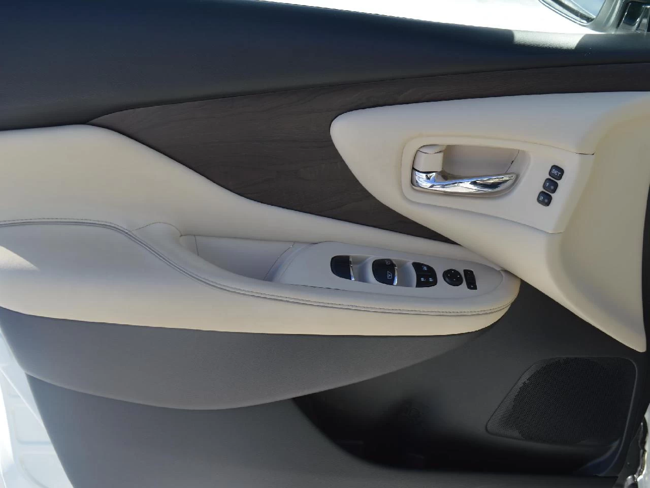 2020 Nissan Murano PLATINUM Image principale