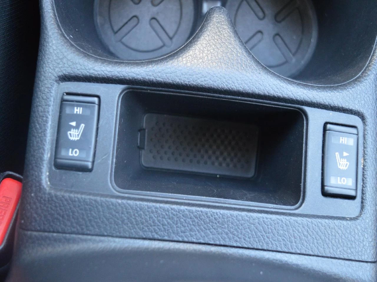 2019 NISSAN ROGUE SV Image principale