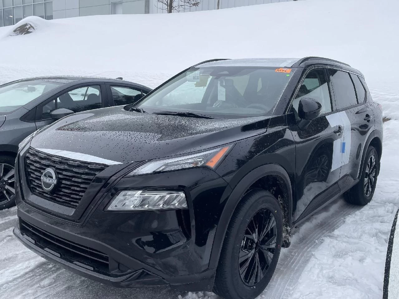 2023 Nissan Rogue sv minuit Image principale