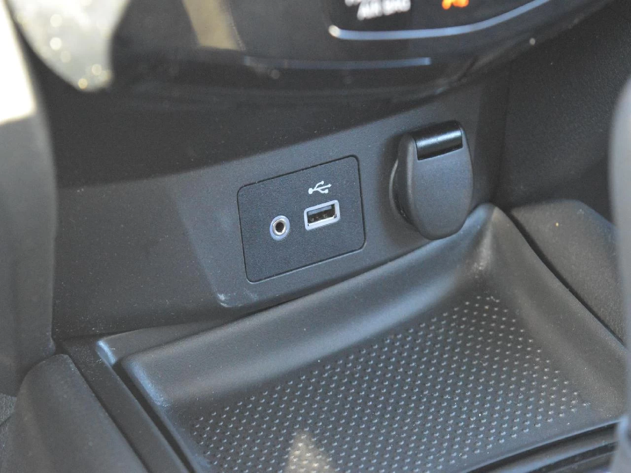 2020 Nissan Rogue S Image principale