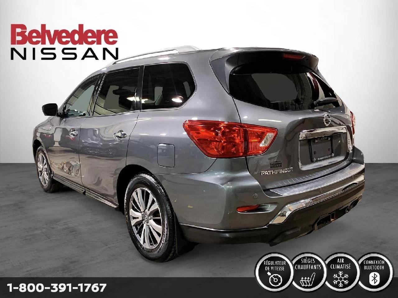 2018 Nissan Pathfinder SL Image principale