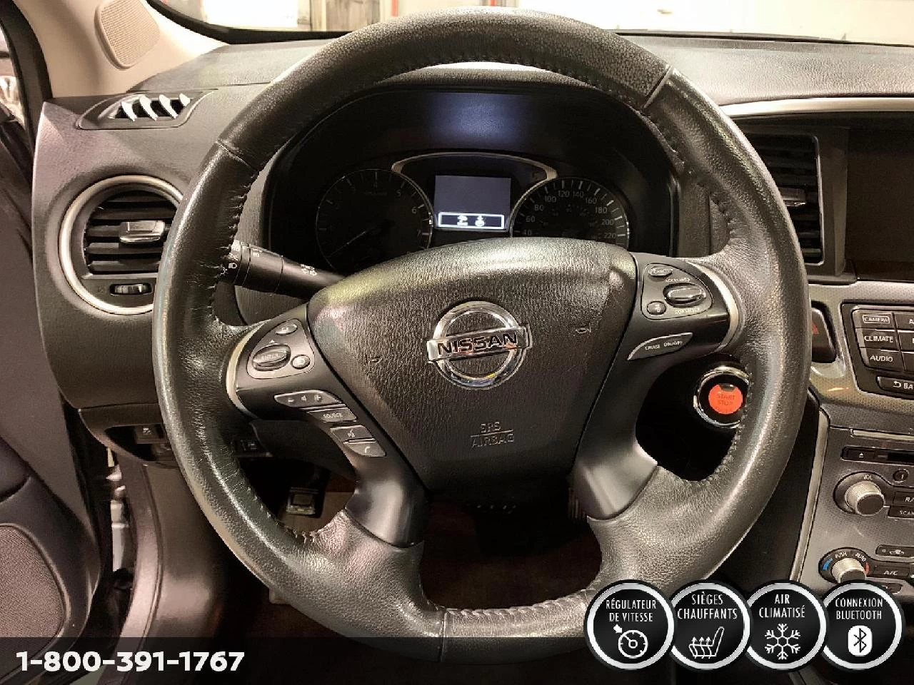 2018 Nissan Pathfinder SL Image principale