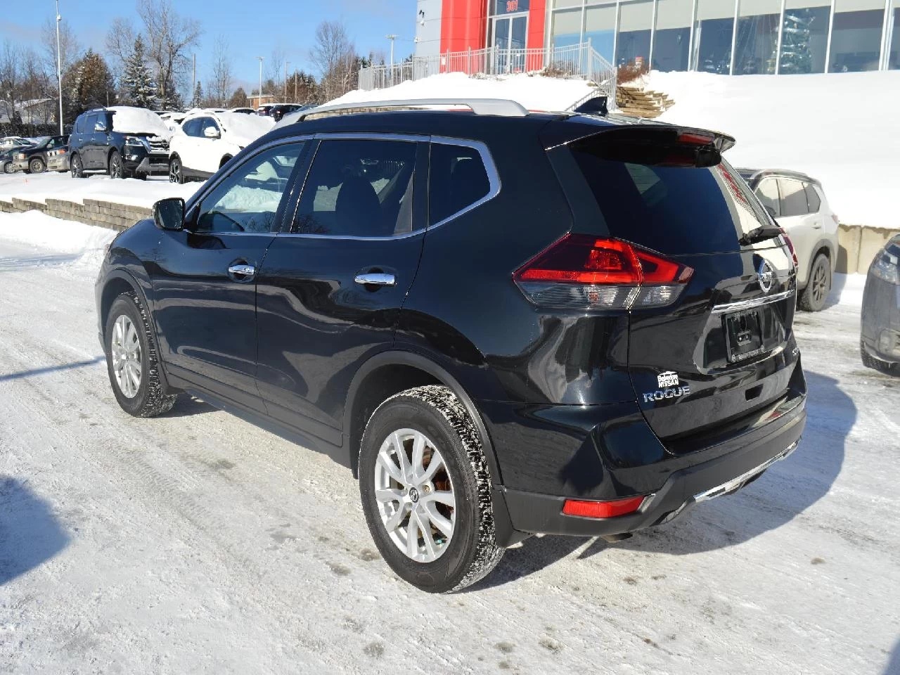 2019 NISSAN ROGUE SV Image principale