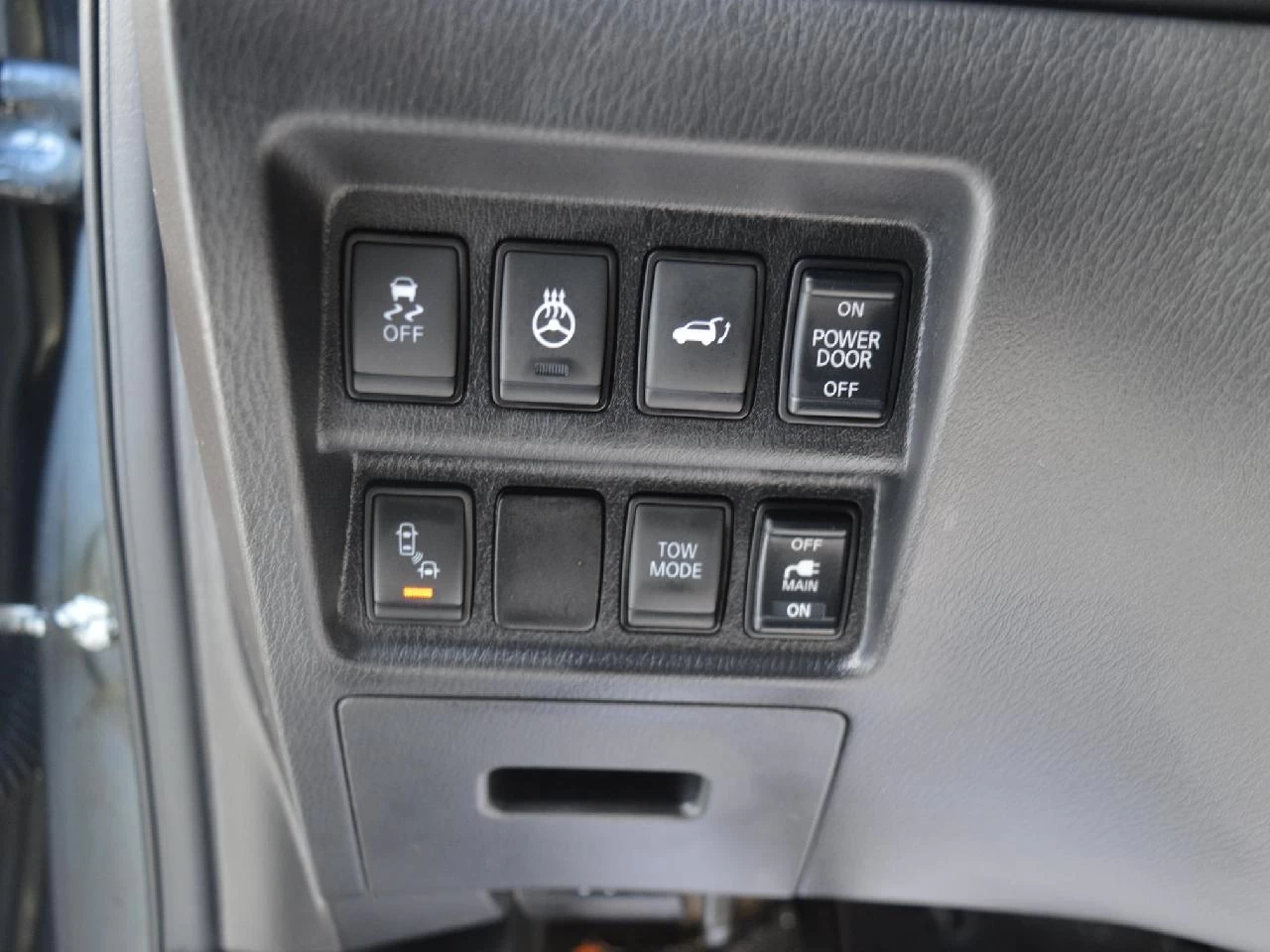 2017 Nissan Pathfinder SL Image principale