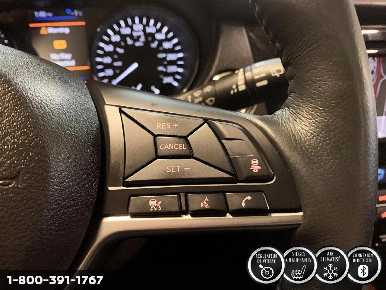 2018 Nissan Rogue SV TECH Image principale