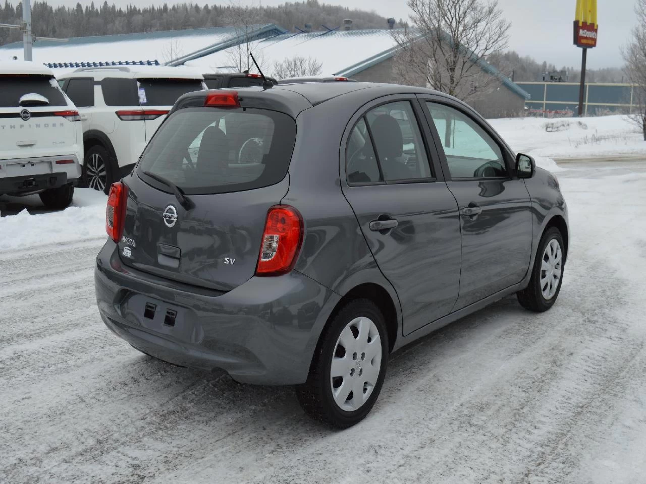 2016 Nissan Micra SV Image principale