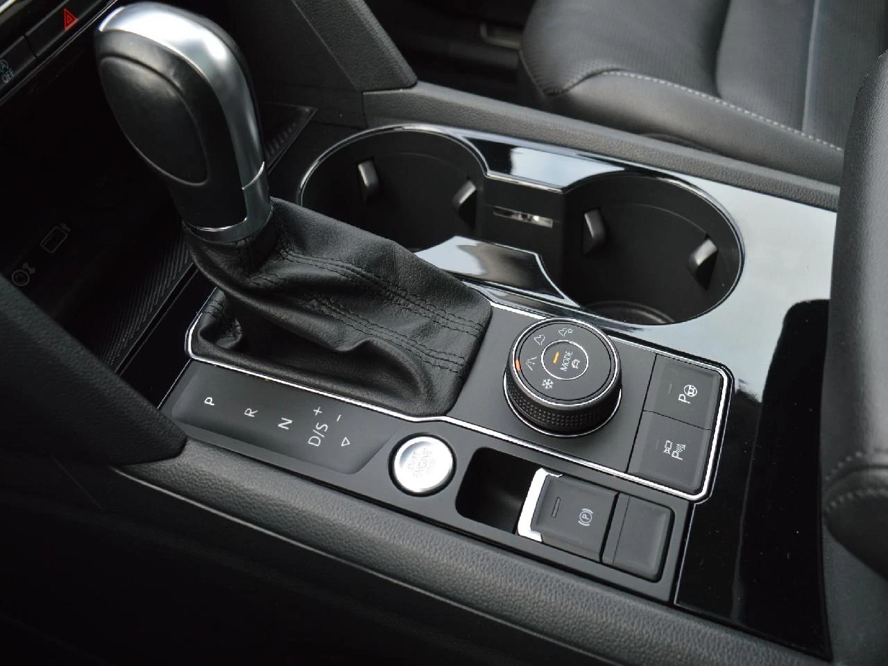 2018 Volkswagen Atlas EXECLINE Image principale