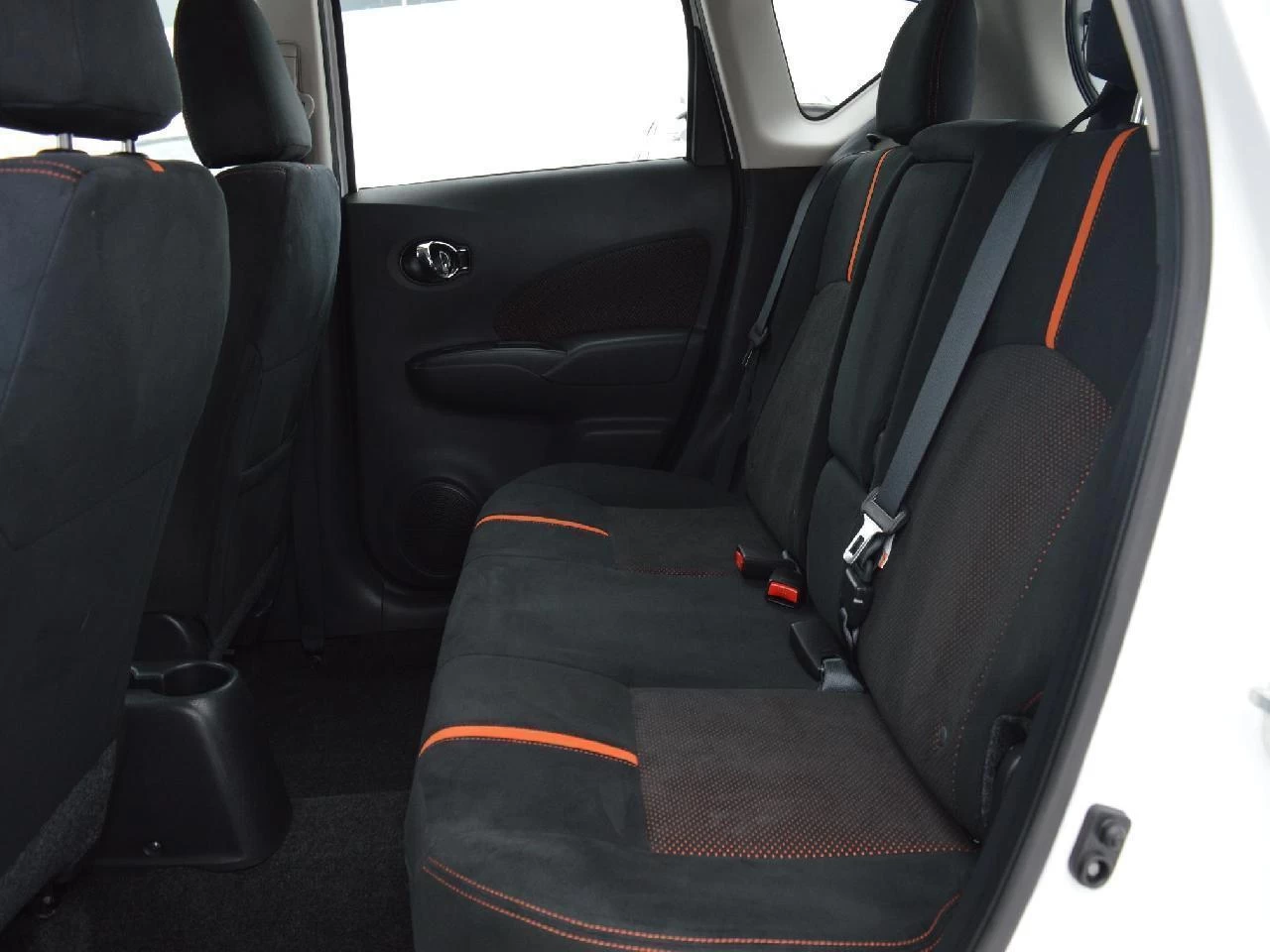 2018 Nissan VERSA NOTE SR Image principale