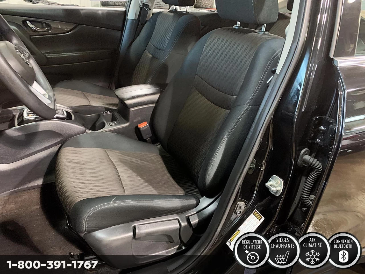 2017 NISSAN MICRA SV Image principale