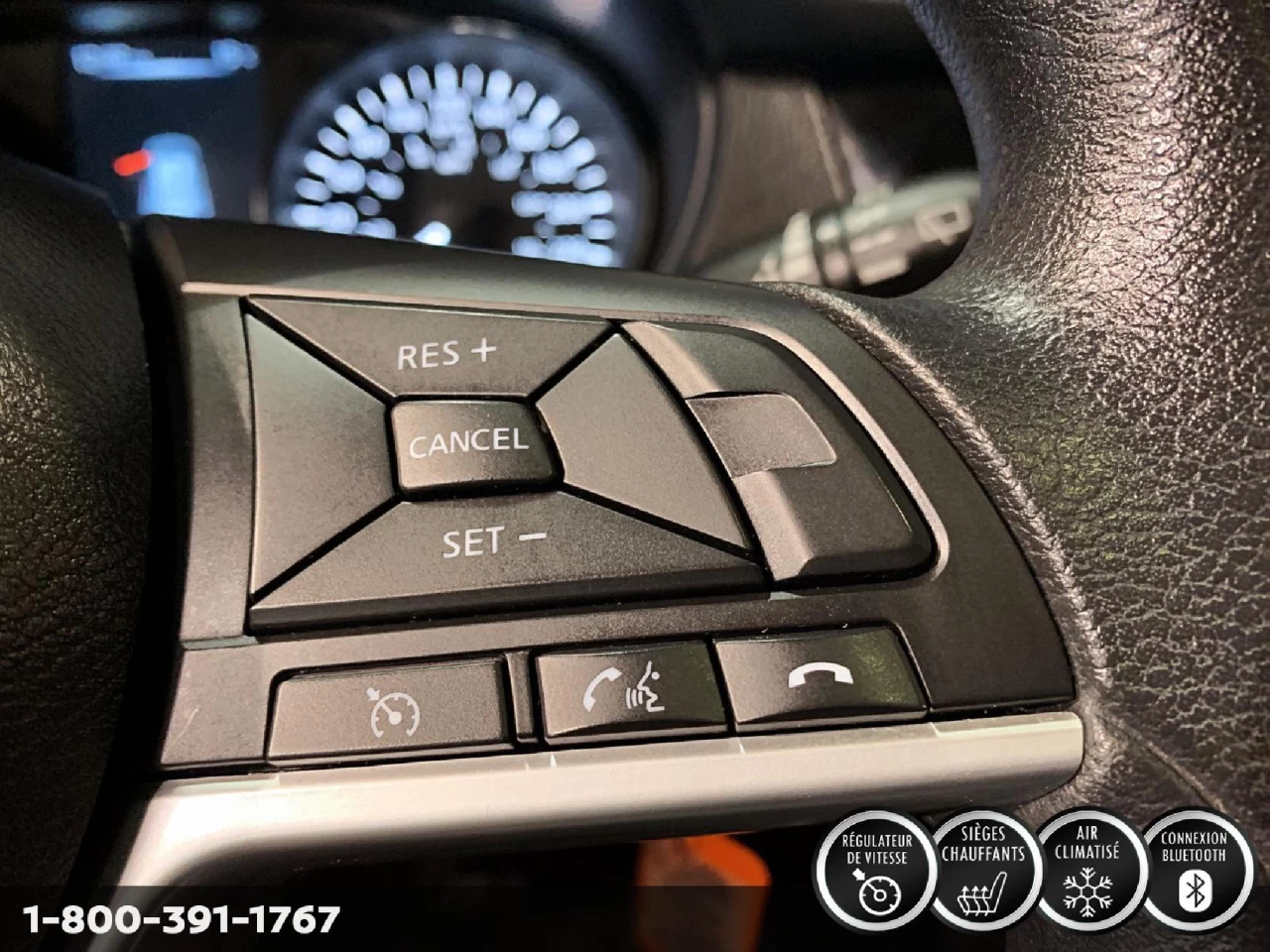 2017 NISSAN MICRA SV Image principale