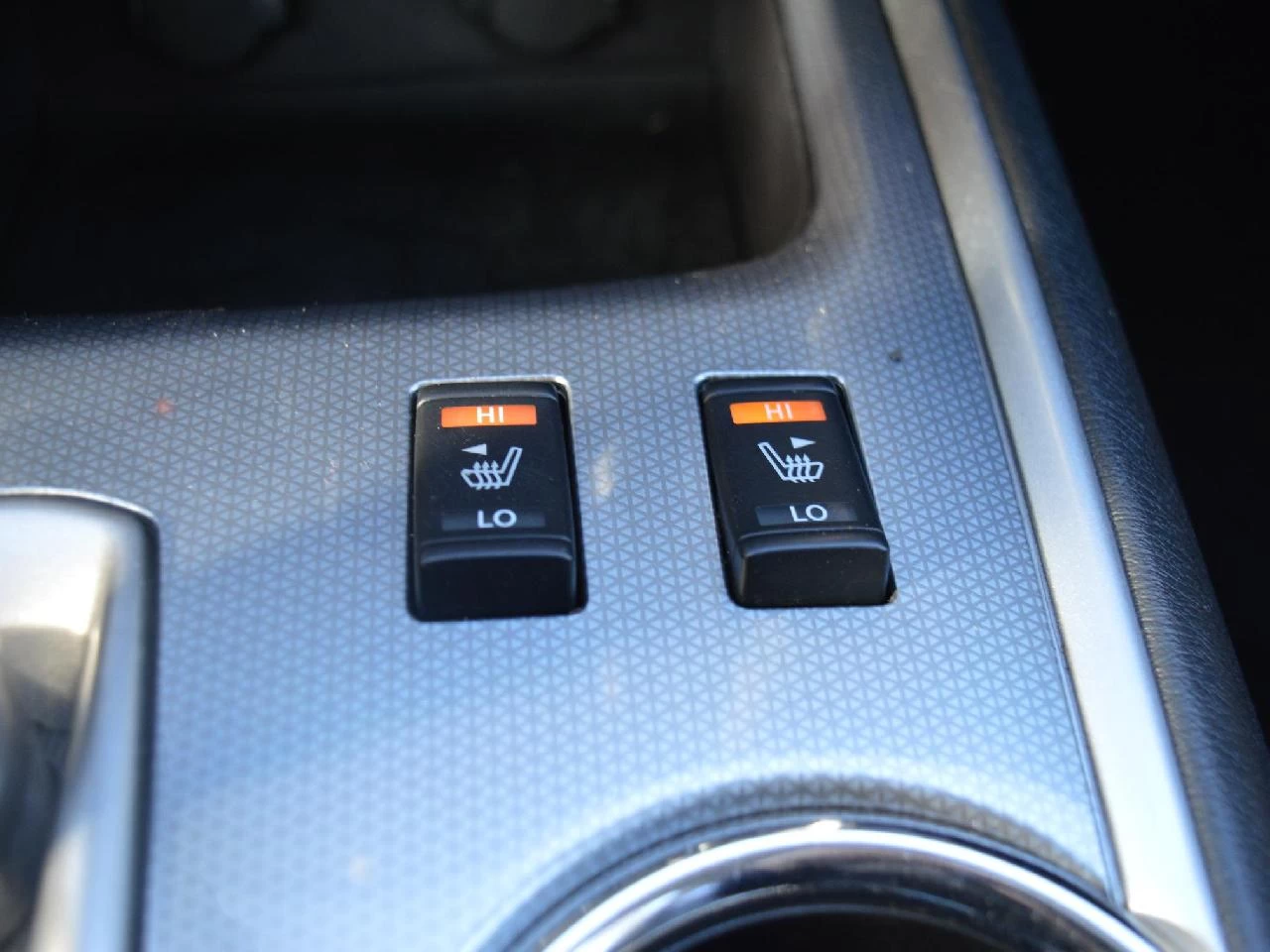 2017 Nissan Pathfinder SL Image principale