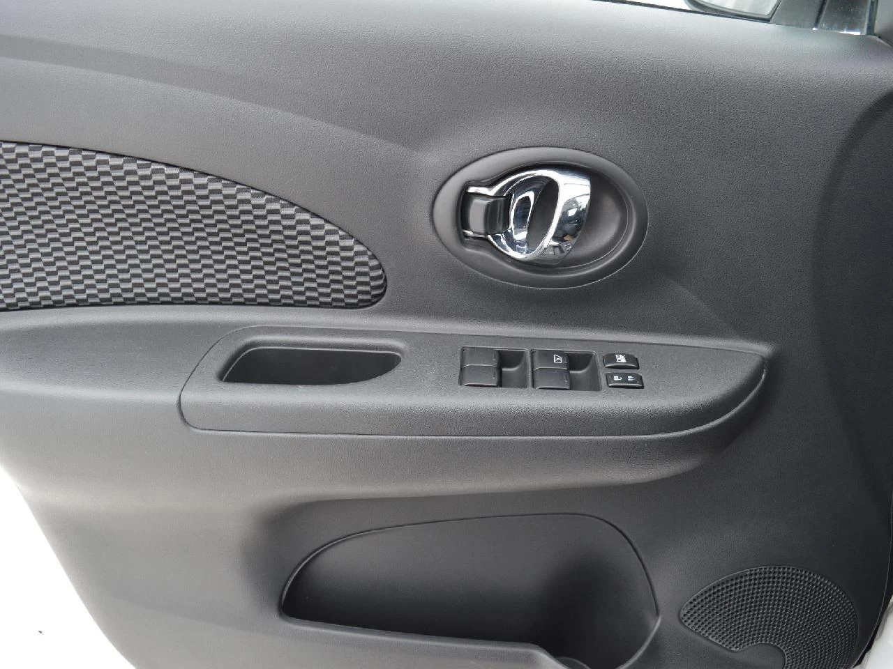 2018 Nissan MICRA SV Main Image