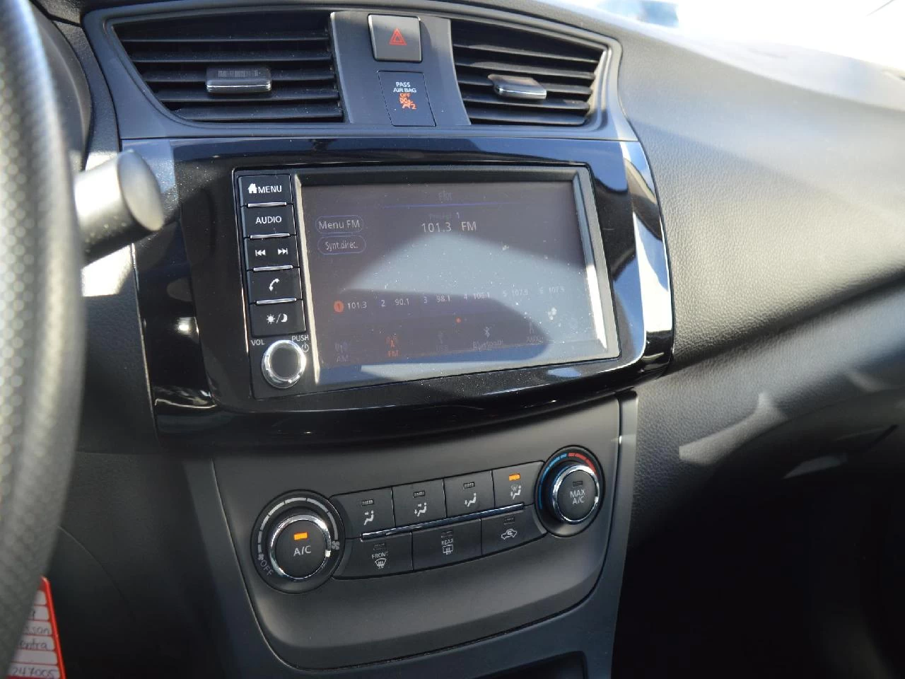 2019 Nissan Sentra S/SV Image principale