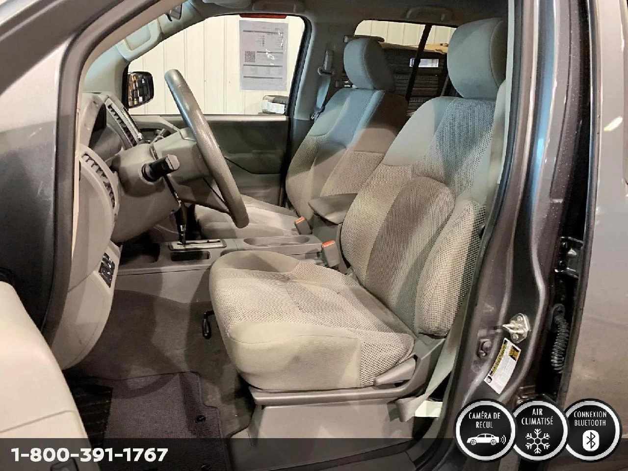 2023 Nissan Pathfinder SL Main Image