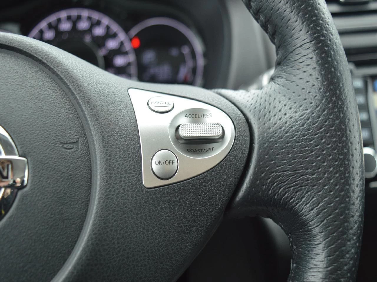 2018 Nissan VERSA NOTE SR Image principale