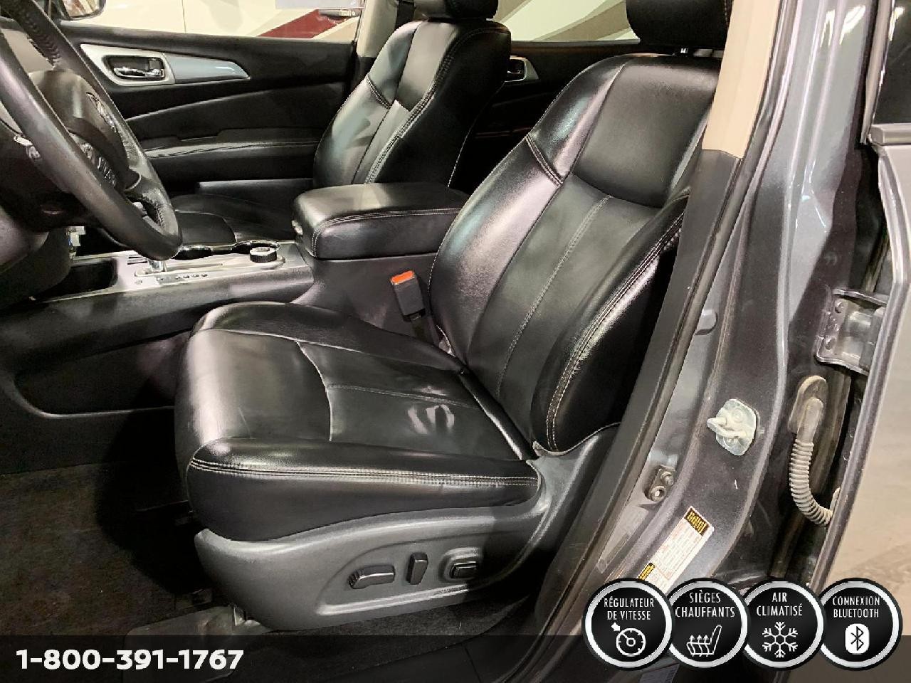 2018 Nissan Pathfinder SL Image principale