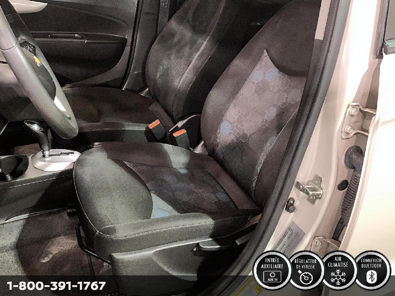 2017 Chevrolet Spark LT Image principale