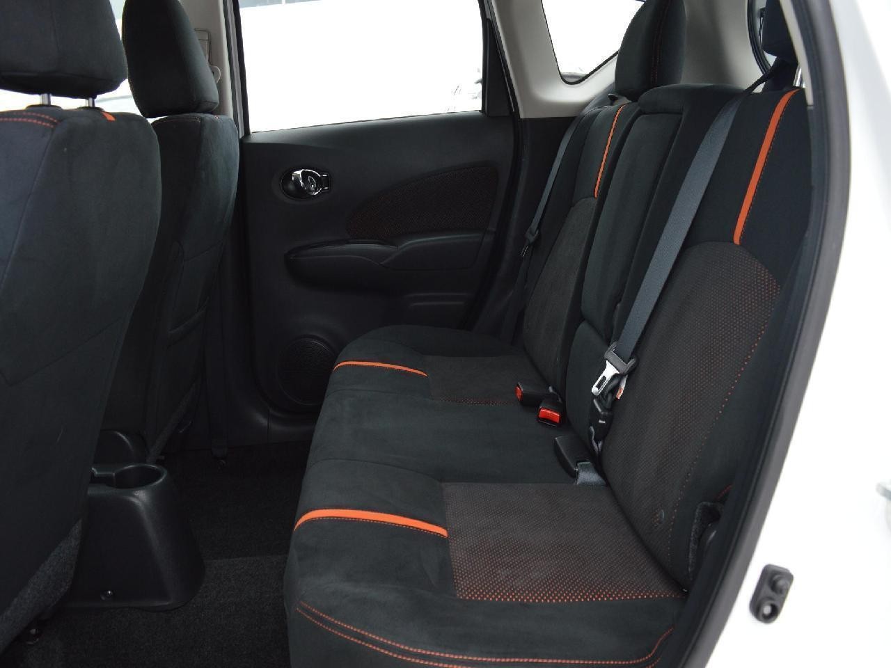 2018 Nissan VERSA NOTE SR Image principale
