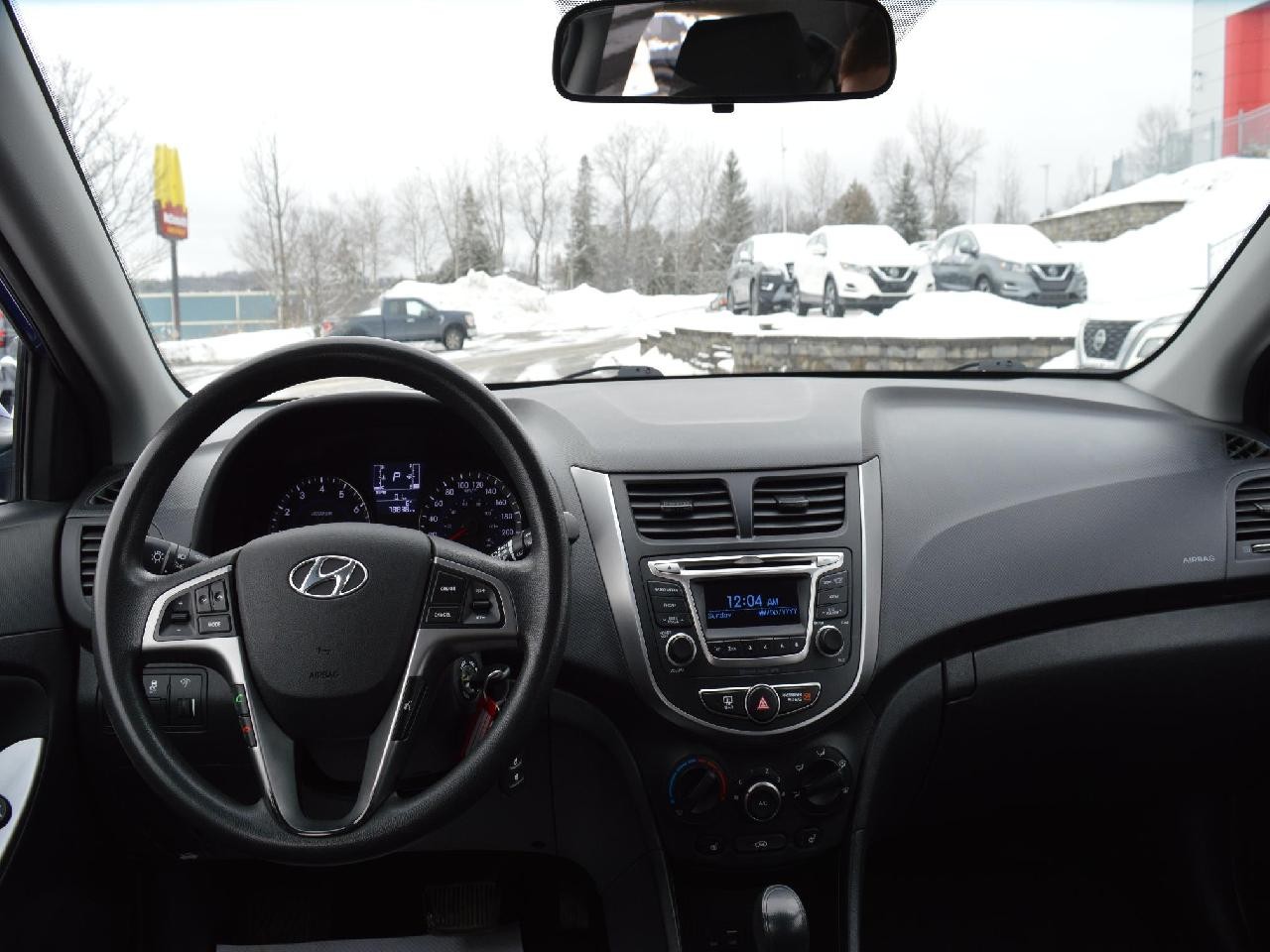 2016 Hyundai Accent SE Image principale