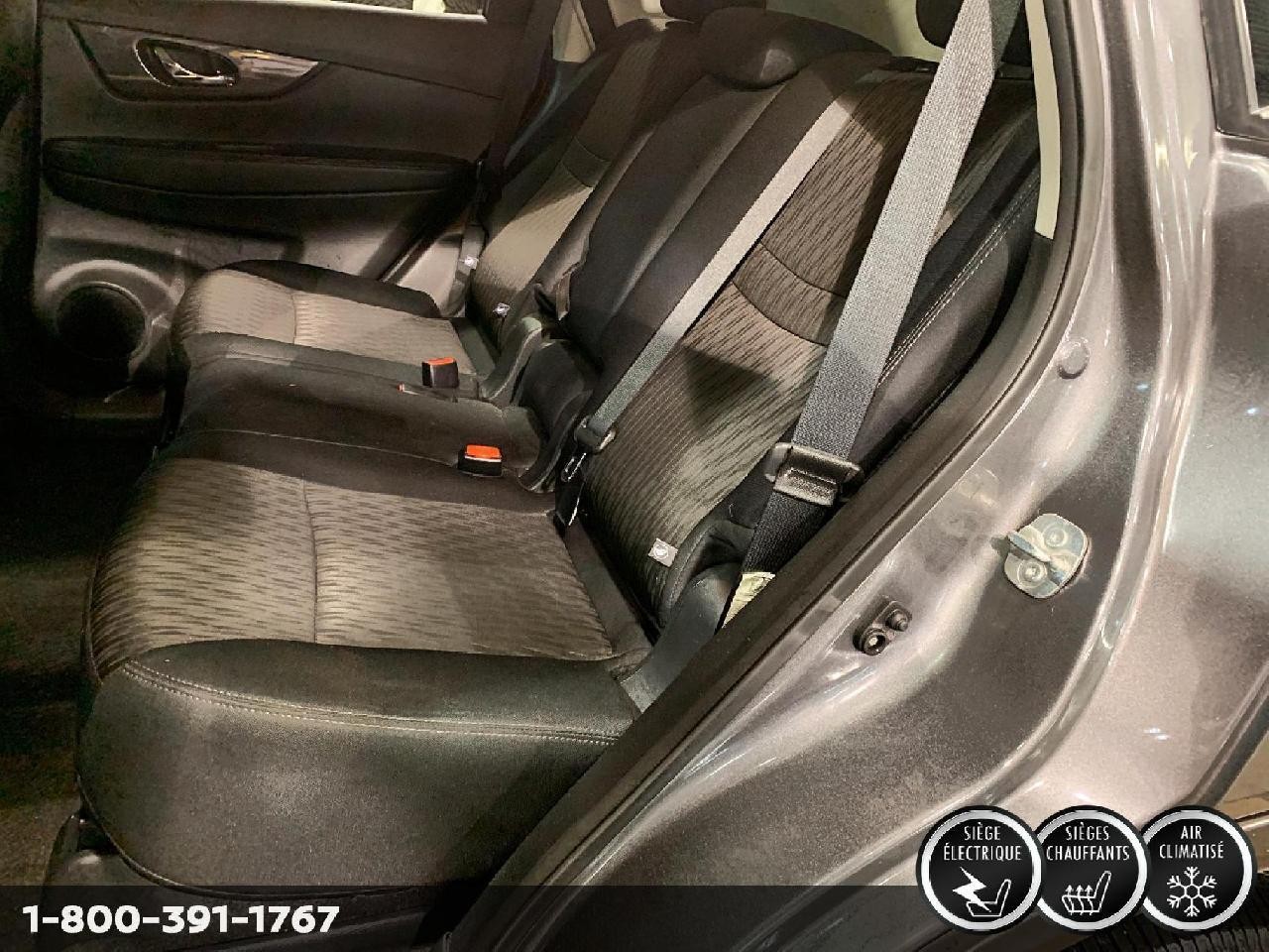 2019 Toyota C-HR LE Image principale