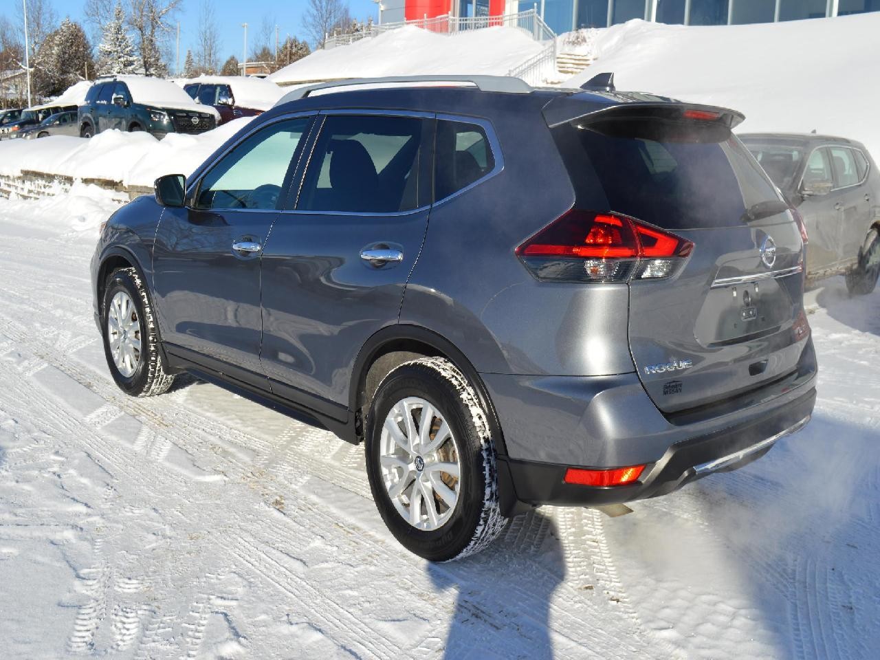 2020 Nissan Rogue S Image principale