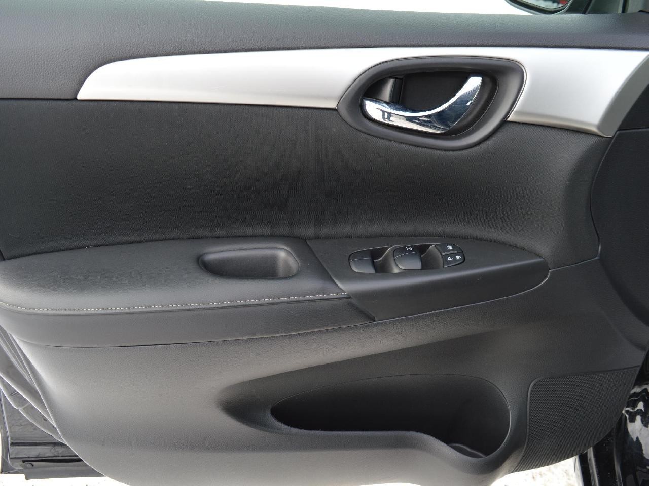 2019 Nissan Sentra S Main Image