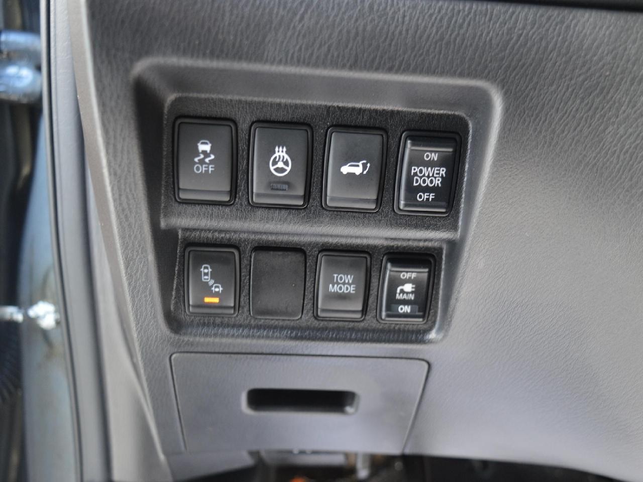 2017 Nissan Pathfinder SL Image principale