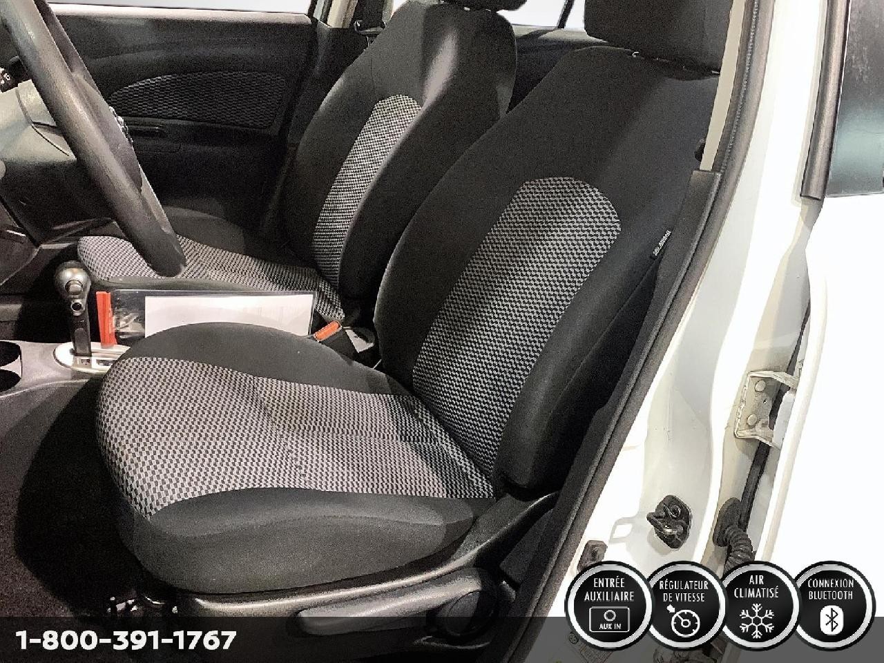 2017 Nissan Micra SV Image principale