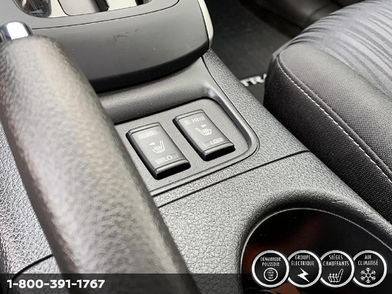 2017 NISSAN SENTRA SV Image principale