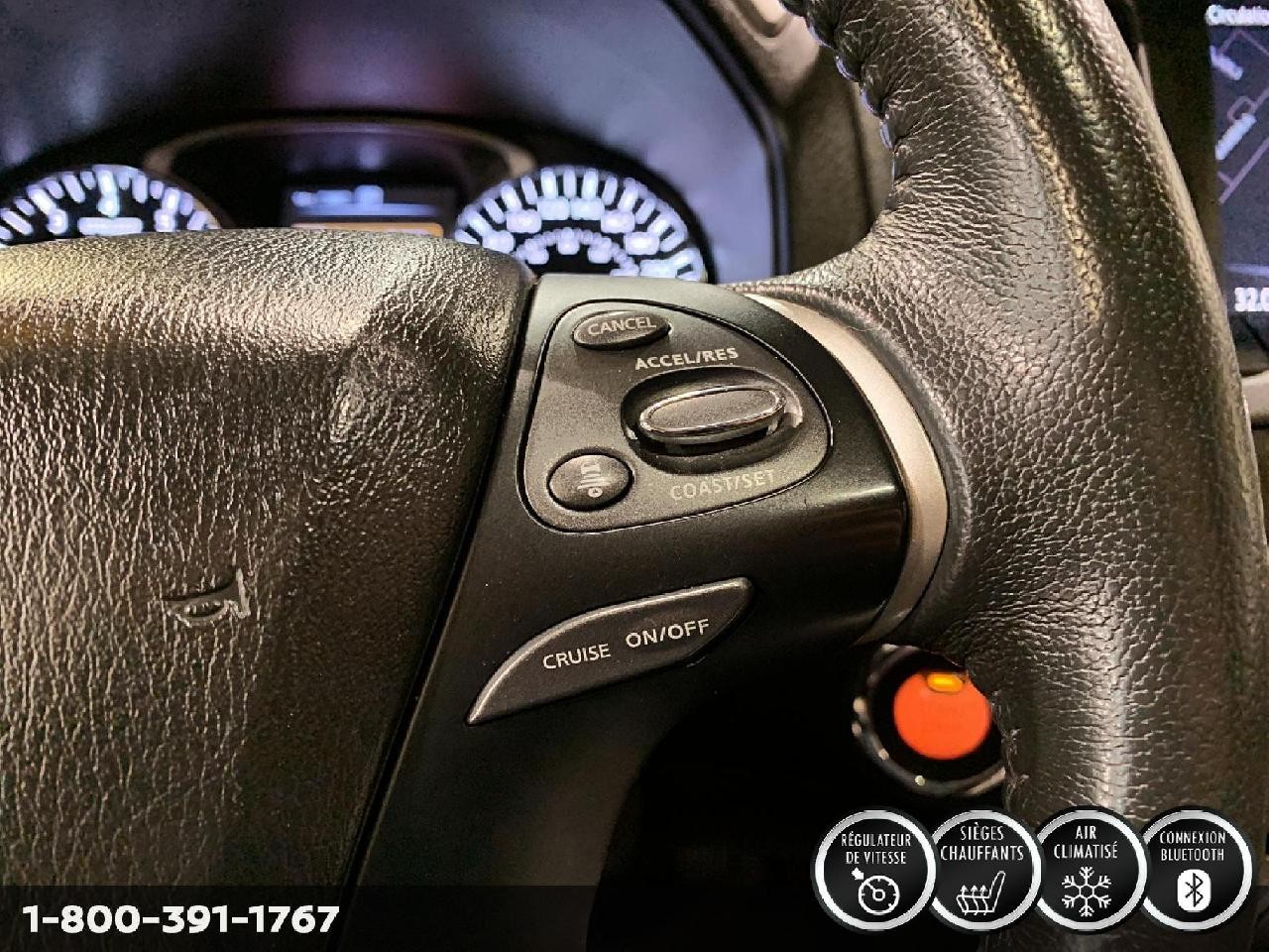 2018 Nissan Pathfinder SL Image principale