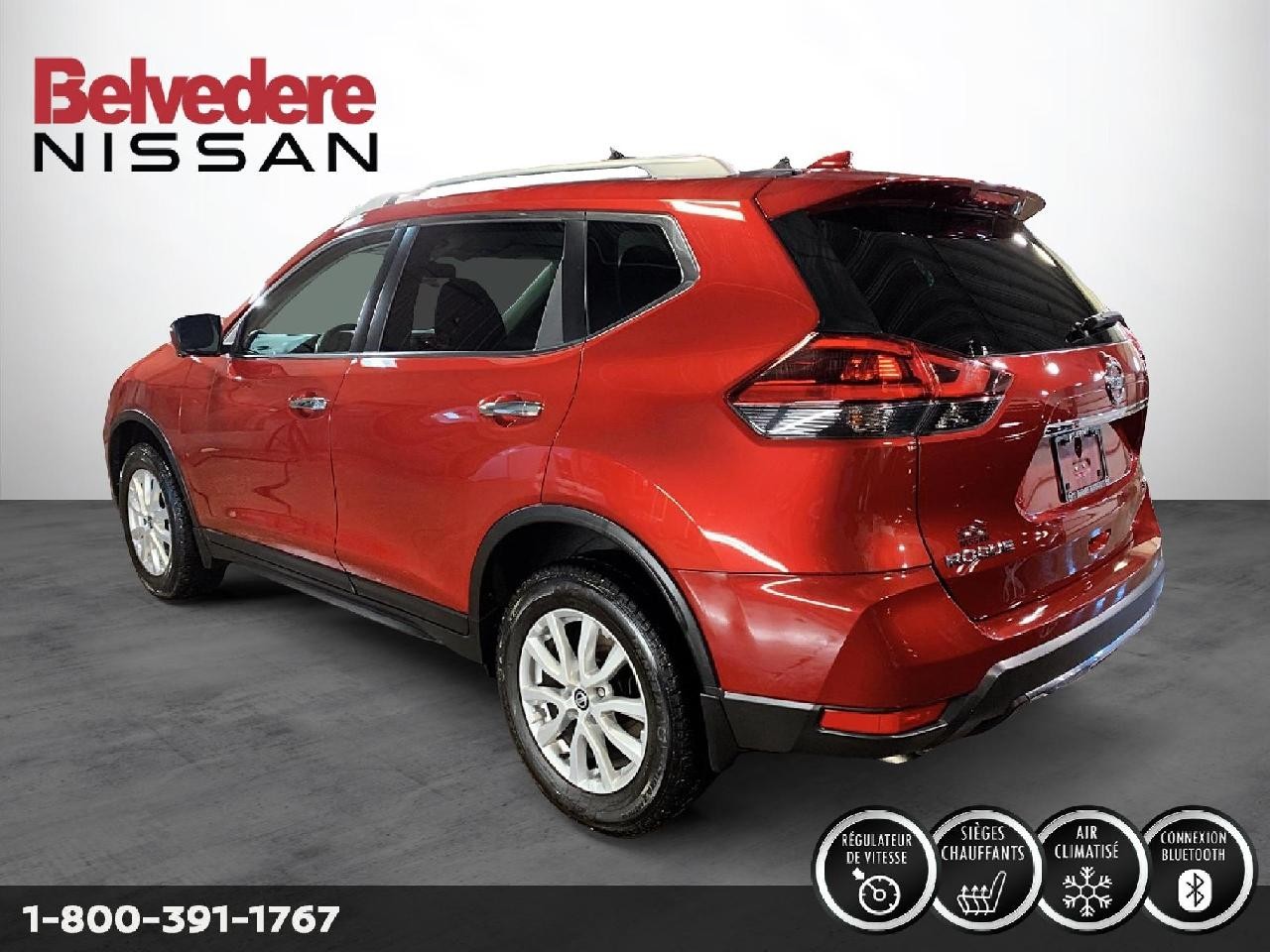2018 Nissan Rogue SV TECH Image principale