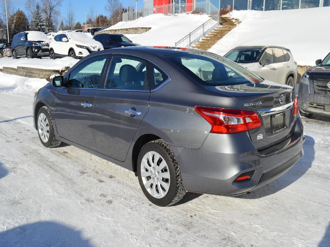 2019 Nissan Sentra S/SV Image principale