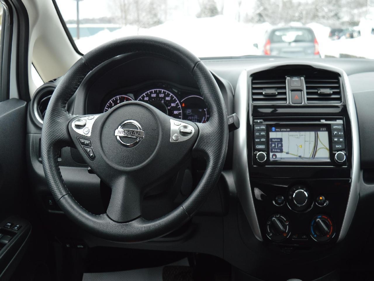 2018 Nissan VERSA NOTE SR Image principale